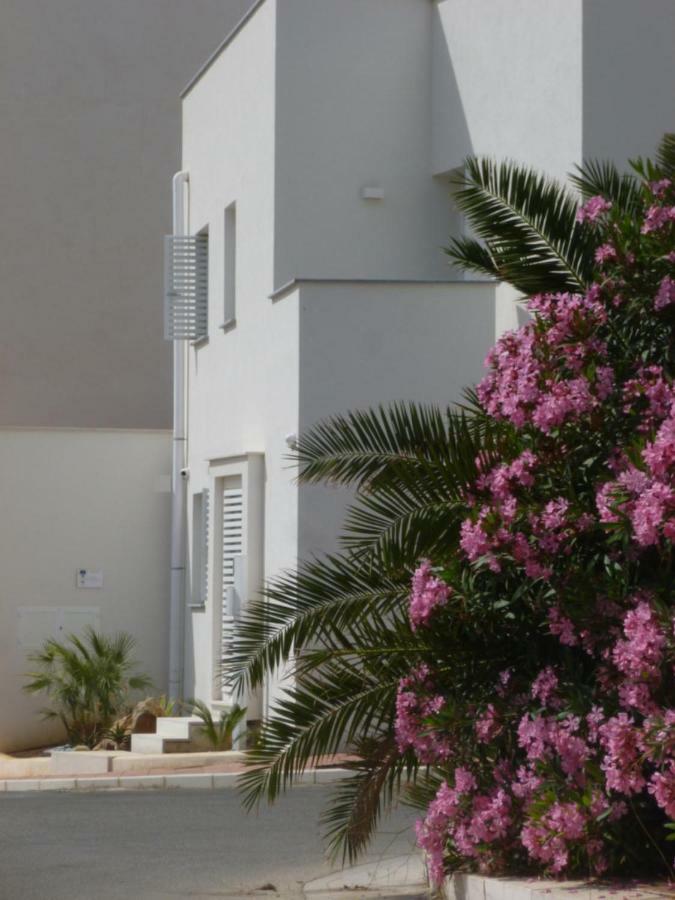 Charm Holiday Terrasini Extérieur photo