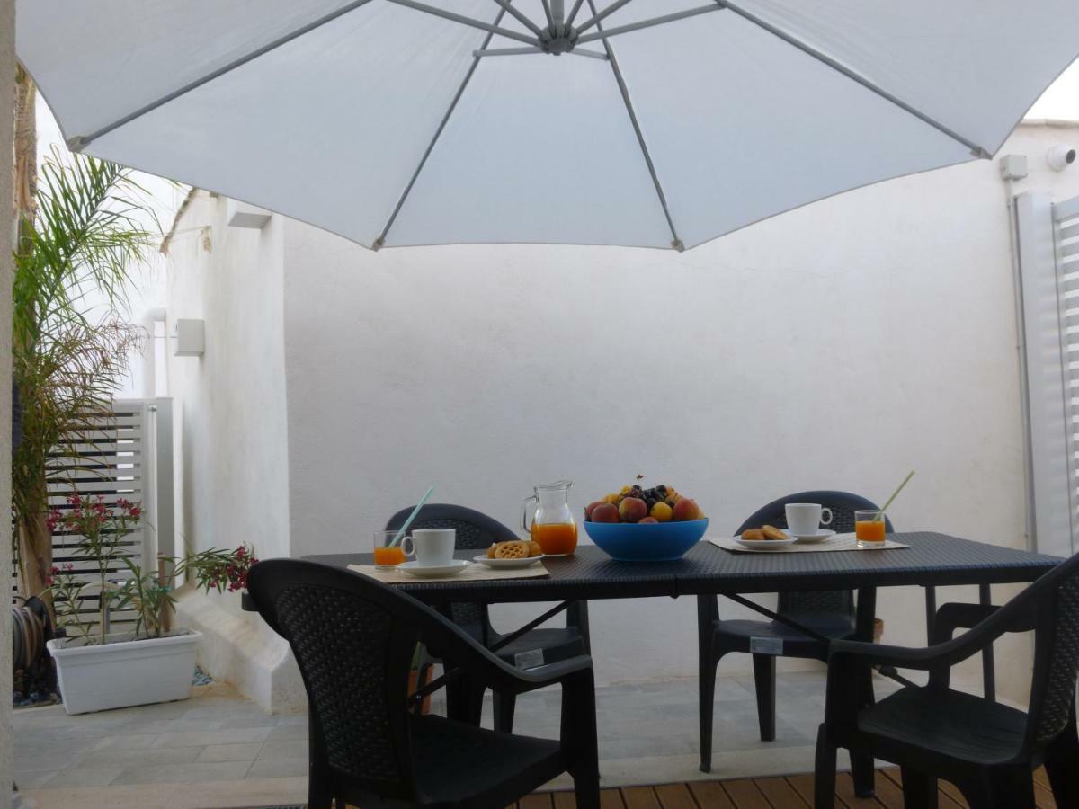 Charm Holiday Terrasini Extérieur photo