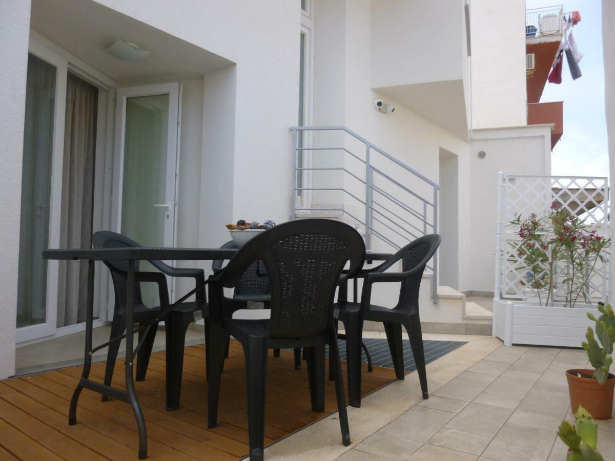 Charm Holiday Terrasini Extérieur photo